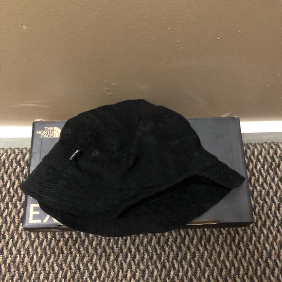 Undefeated World Class Bucket Hat - Picture 2 of 3